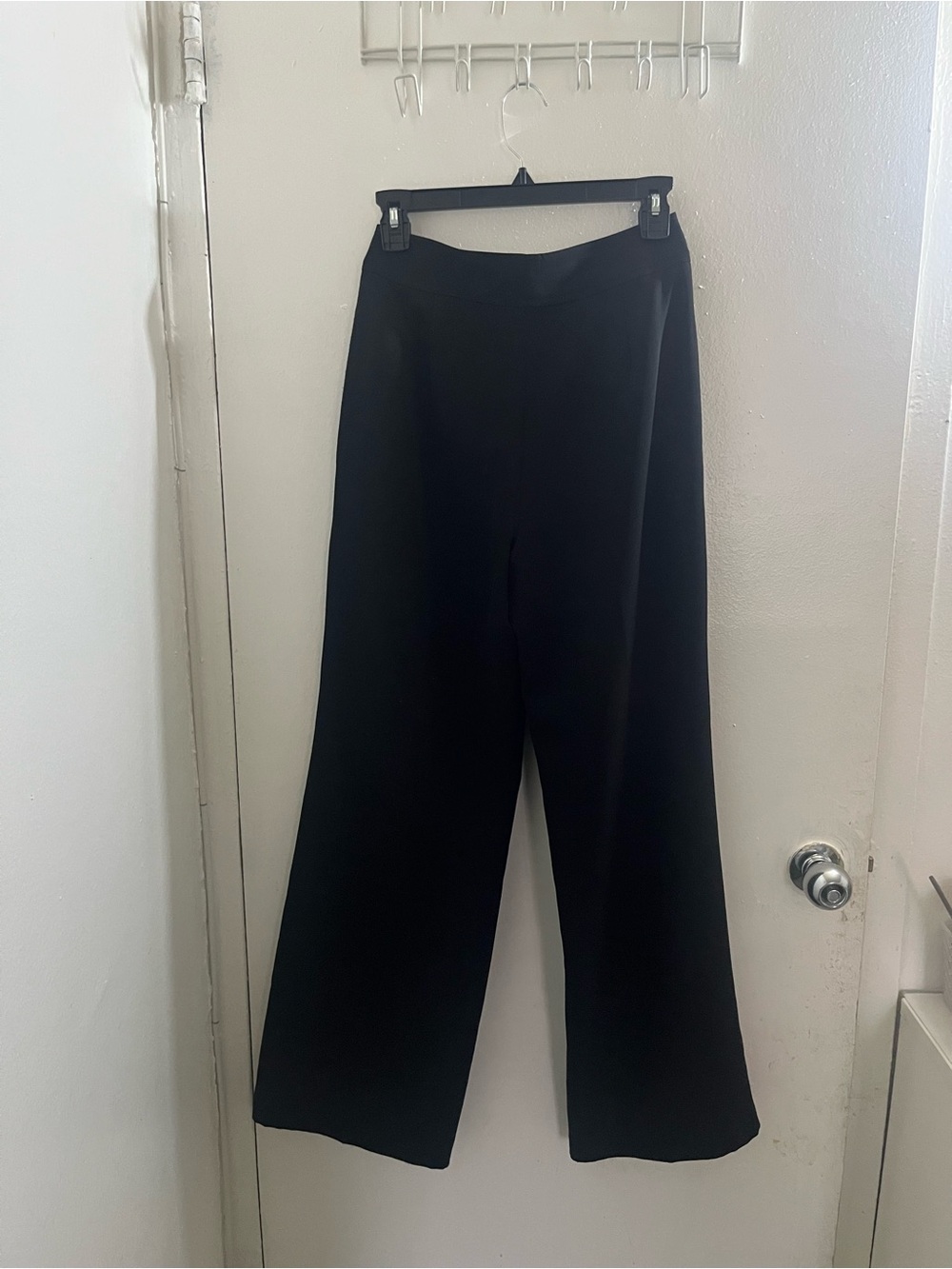 Ellie Tahari Classic Black Pleated women’s Dress Pants - Picture 2 of 6
